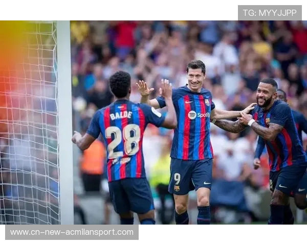 巴萨3-1胜埃尔切升至西甲第2 亚马尔费兰拉什福德进球助力 巴萨3-1胜埃尔切升至西甲第2 亚马尔费兰拉什福德进球助力