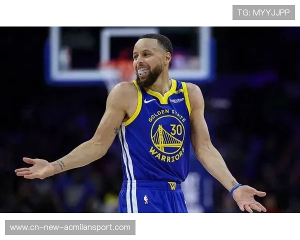 库里28分带队勇士大胜太阳，布克38分孤掌难鸣，库里8.