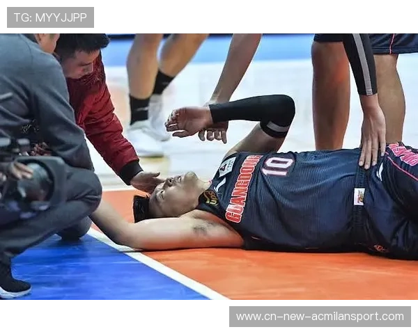 中场大将受伤，医疗组面临公信力考验