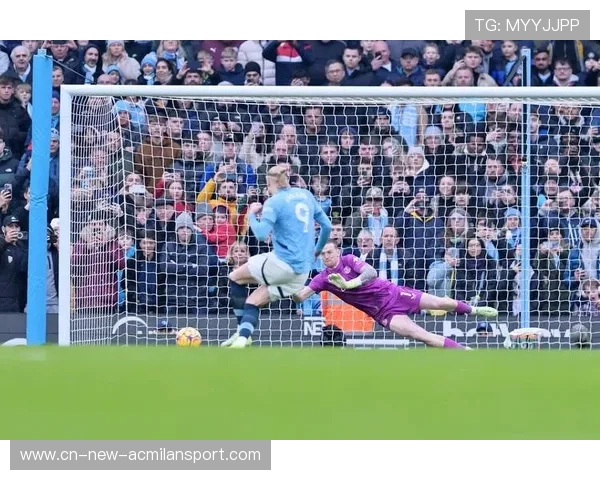 曼城哈兰德高空点球强势得手