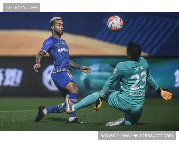 布罗亚前插接长传挑射得手