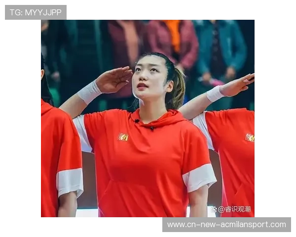 女篮球员赛后为球迷签名的暖心行为上热搜